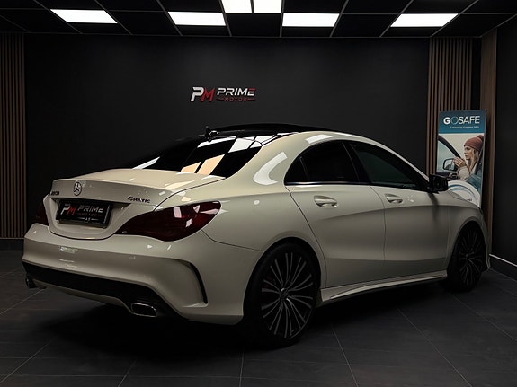 Mercedes-Benz CLA220 10 of 30