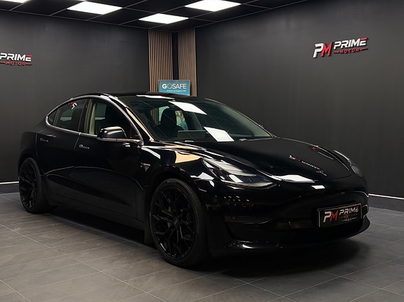 Tesla Model 3 4 of 30
