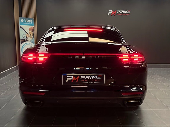 Porsche Panamera 4 22 of 30