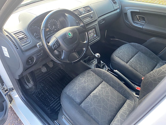 Skoda Fabia 8 of 12