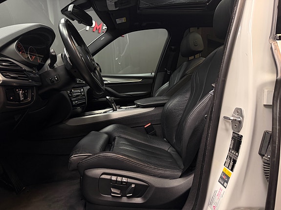 BMW X5 25 of 30
