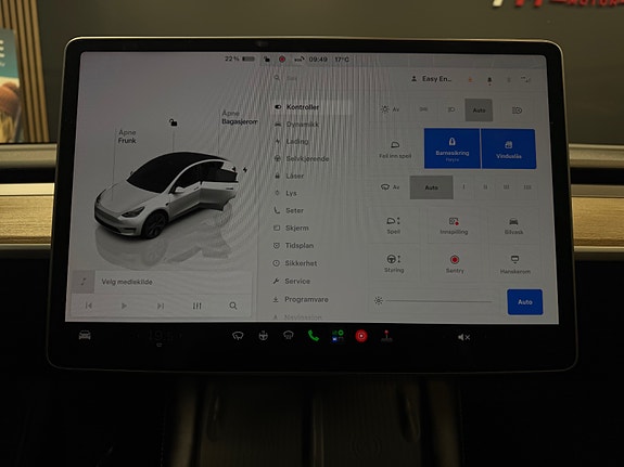 Tesla Model Y 30 of 30