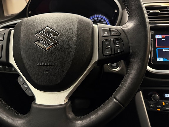 Suzuki SX4 30 of 30