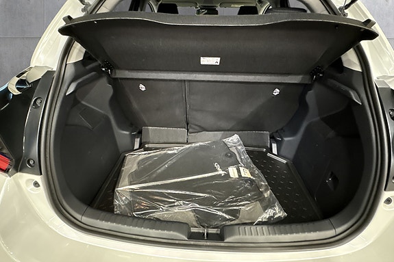 Toyota Yaris 18 of 19