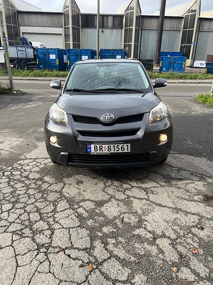 Toyota Urban Cruiser 10 of 26