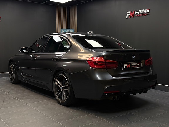 BMW 330e 9 of 30