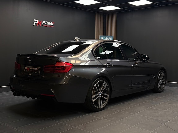 BMW 330e 8 of 30