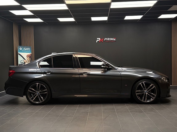 BMW 330e 6 of 30
