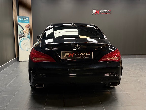 Mercedes-Benz CLA250 12 of 30