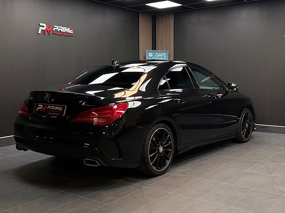 Mercedes-Benz CLA250 13 of 30