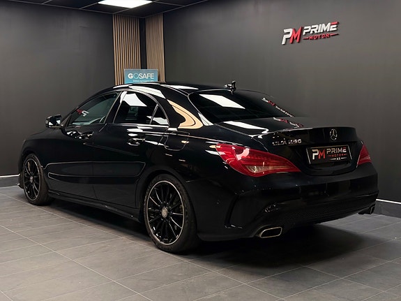 Mercedes-Benz CLA250 10 of 30