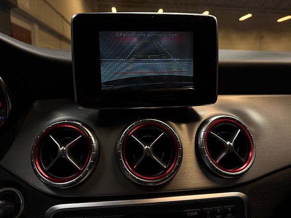 Mercedes-Benz CLA250 22 of 30