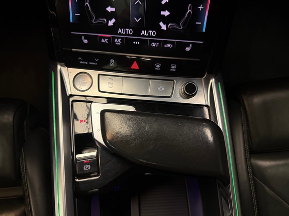 Audi e-tron 30 of 30