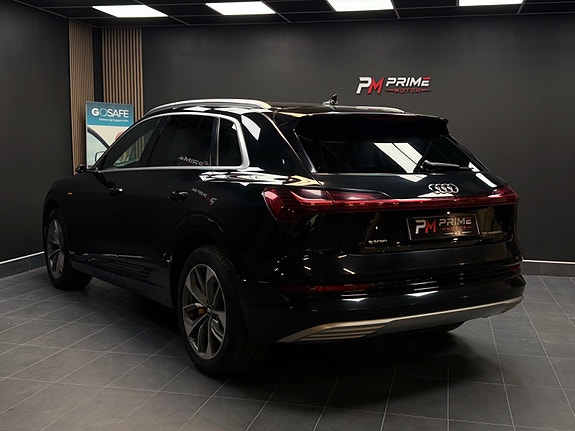 Audi e-tron 18 of 30