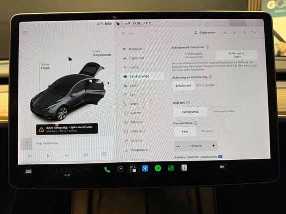 Tesla Model Y 22 of 30