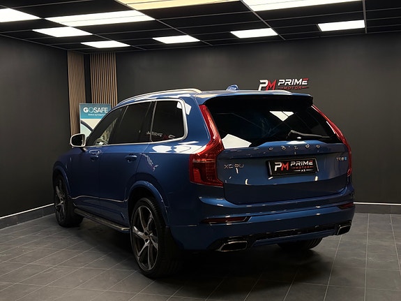 Volvo XC90 16 of 30