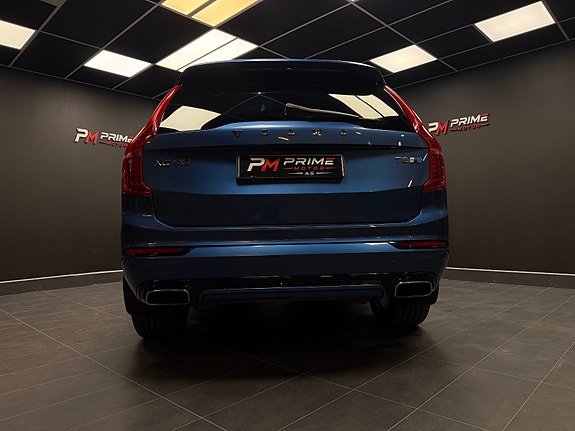 Volvo XC90 14 of 30