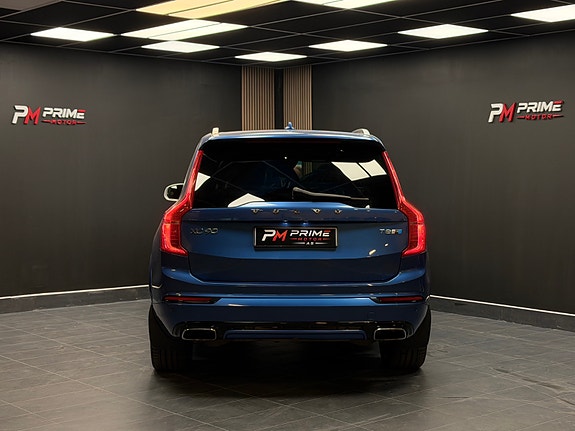 Volvo XC90 12 of 30