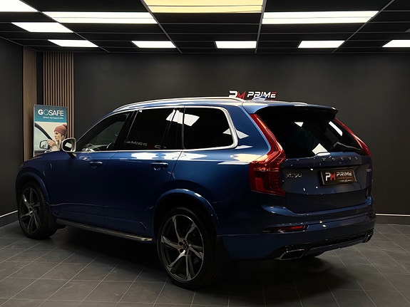 Volvo XC90 17 of 30