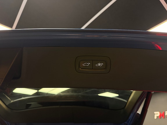 Volvo XC90 27 of 30