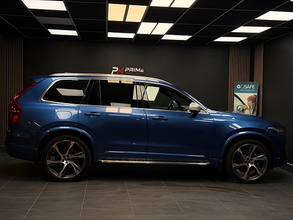 Volvo XC90 4 of 30