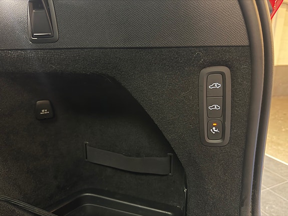 Volvo XC90 29 of 30