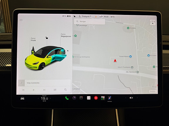 Tesla Model 3 24 of 30