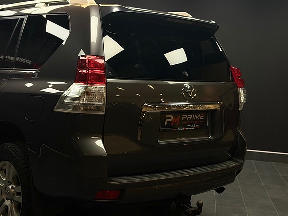 Toyota Land Cruiser 15 of 30