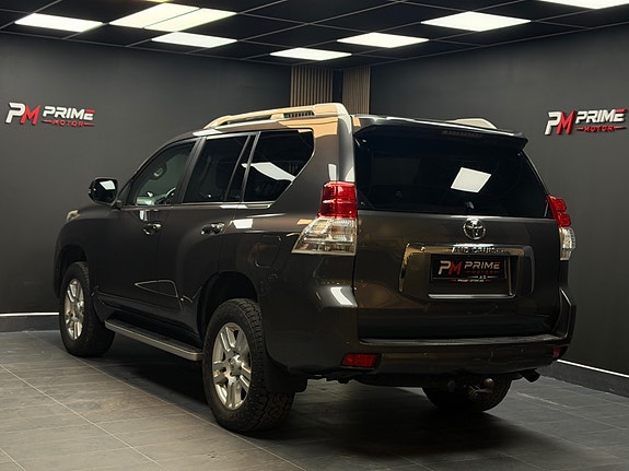 Toyota Land Cruiser 6 of 30