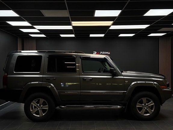 Jeep Commander 6 of 30