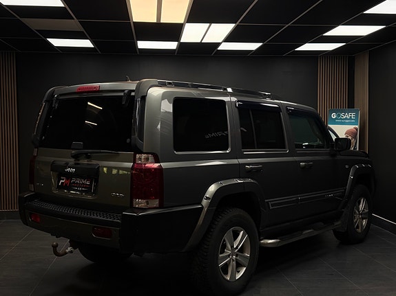 Jeep Commander 4 of 30