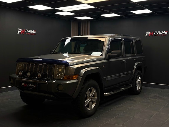 Jeep Commander 10 of 30