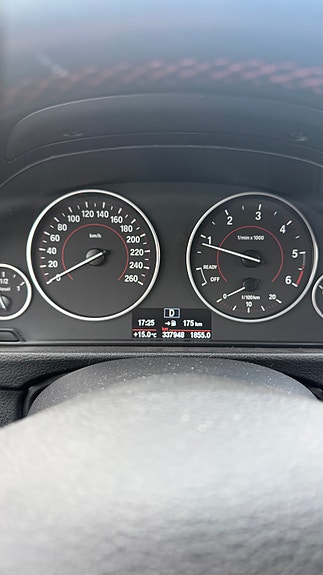 BMW 320d 16 of 19