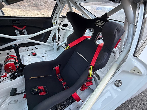 Porsche 911 GT3 4 of 6