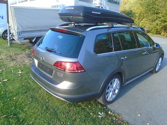 Volkswagen Golf Alltrack 6 of 30