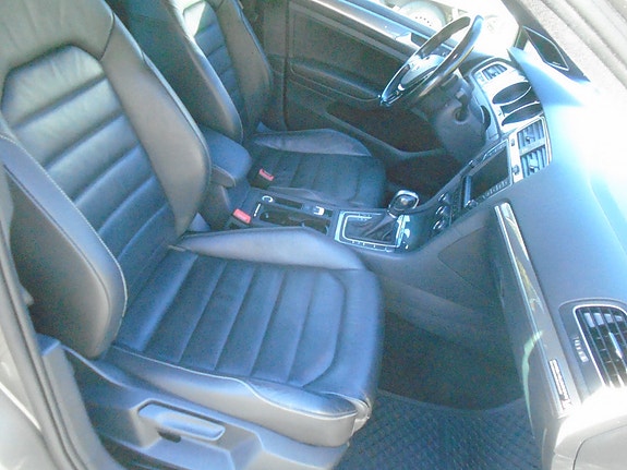 Volkswagen Golf Alltrack 16 of 30