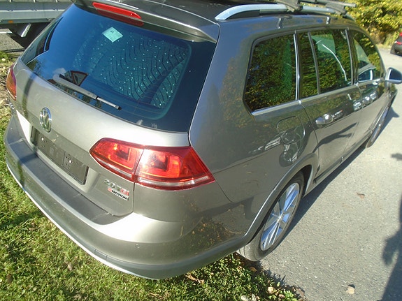 Volkswagen Golf Alltrack 13 of 30