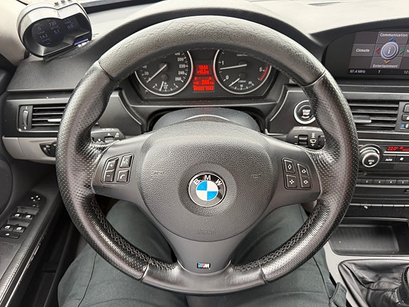 BMW 325d 17 of 20