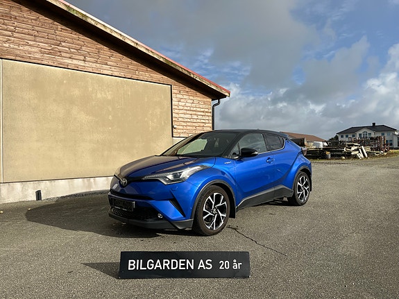 Toyota C-HR 7 of 13