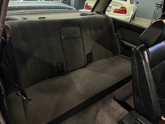 BMW 325i 17 of 29