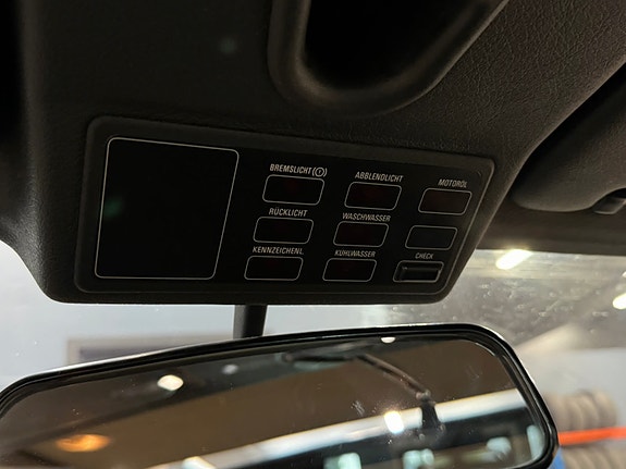 BMW 325i 13 of 29