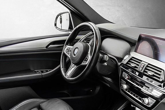 BMW X3 22 of 30