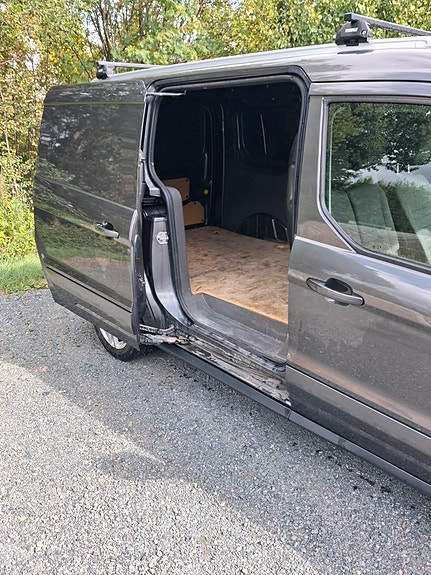 Ford Transit Connect 2 of 5