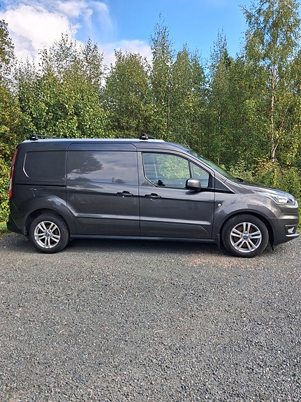 Ford Transit Connect 3 of 5