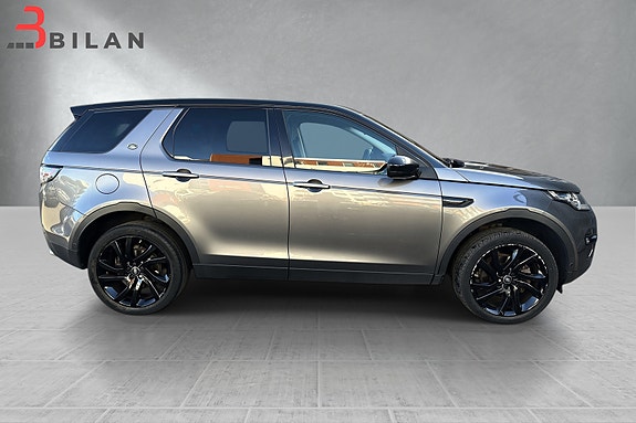 Land Rover Discovery Sport 11 of 30