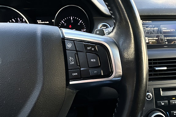 Land Rover Discovery Sport 30 of 30