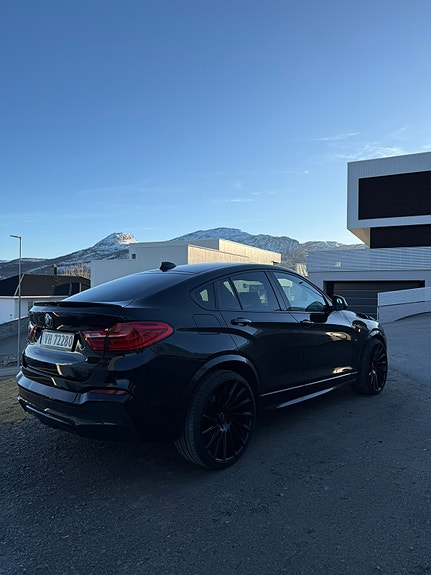 BMW X4 8 of 21