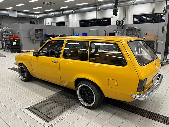 Opel Kadett 4 of 18