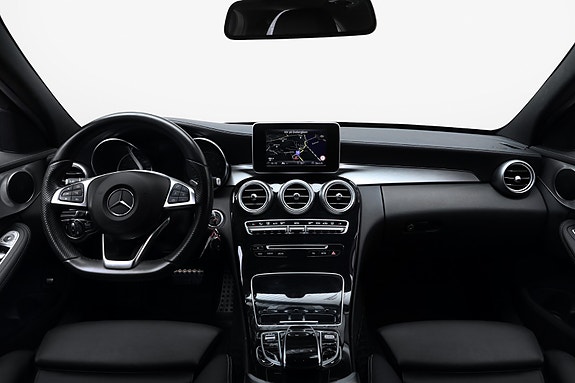 Mercedes-Benz C180 12 of 22
