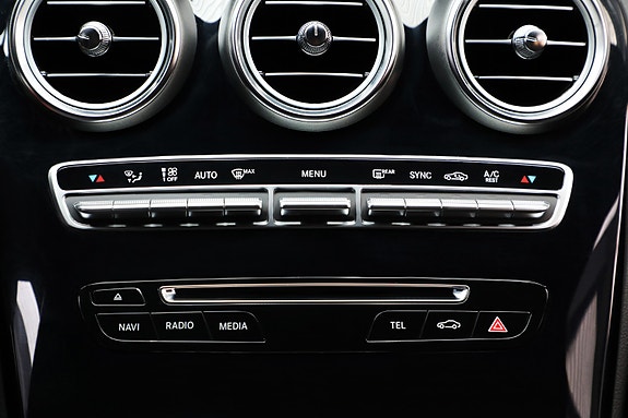 Mercedes-Benz C180 18 of 22